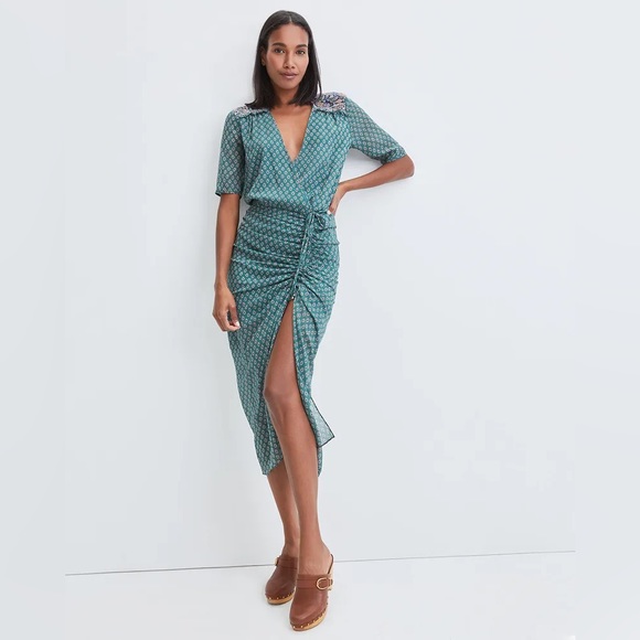 **SOLD** Veronica Beard Mariposa Dress
Size 6 - Sea glass Color Multi - Picture 4 of 11